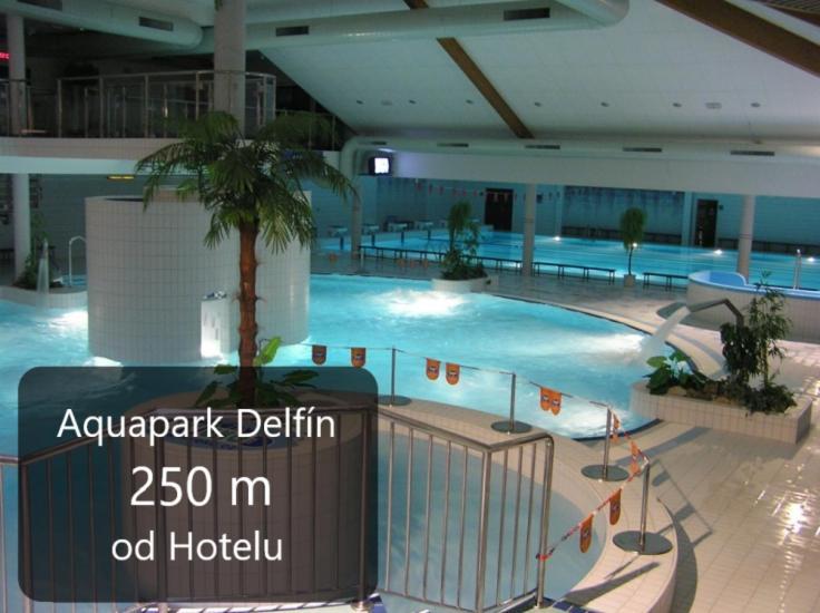 Hotel U Brany Угерски-Брод Экстерьер фото